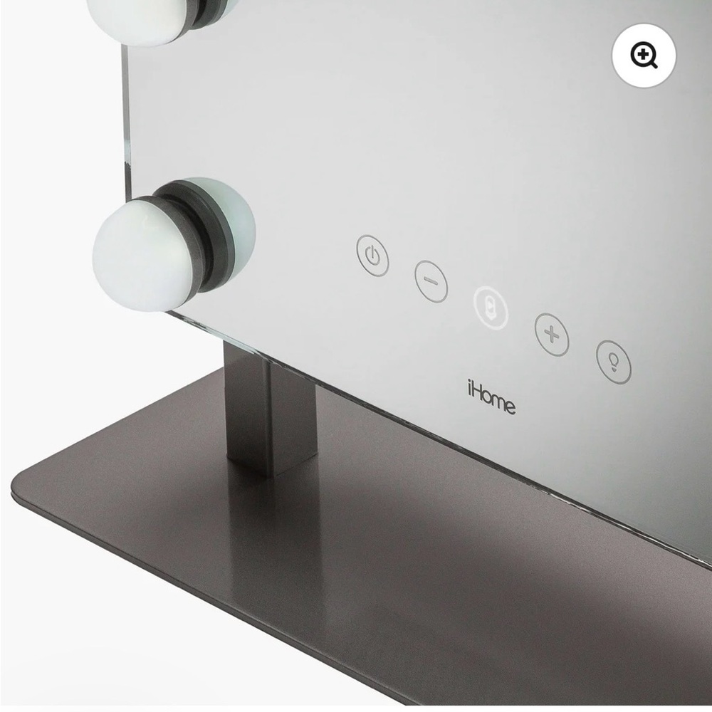 iHome Mirror - Picture 2 of 4